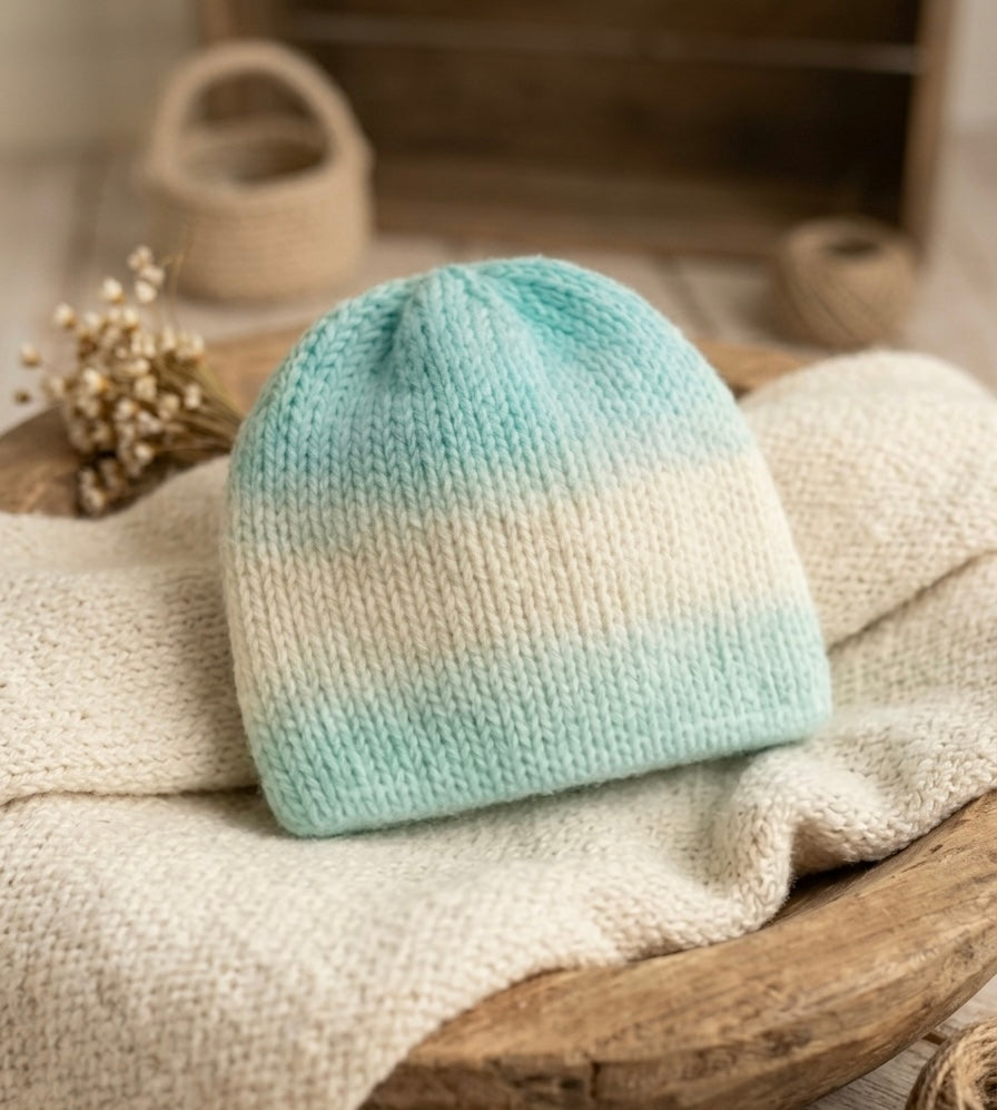 Seamless Mint Ombré Newborn Beanie – Hand-Knit Baby Photography Prop Hat