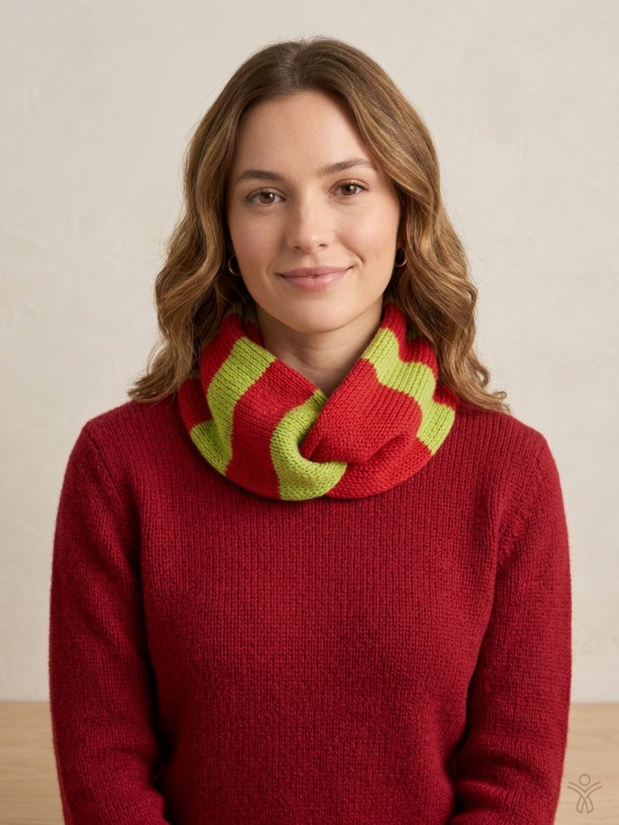 Chunky Knit Twisted Infinity Scarf | Red and Green Striped Neck Warmer